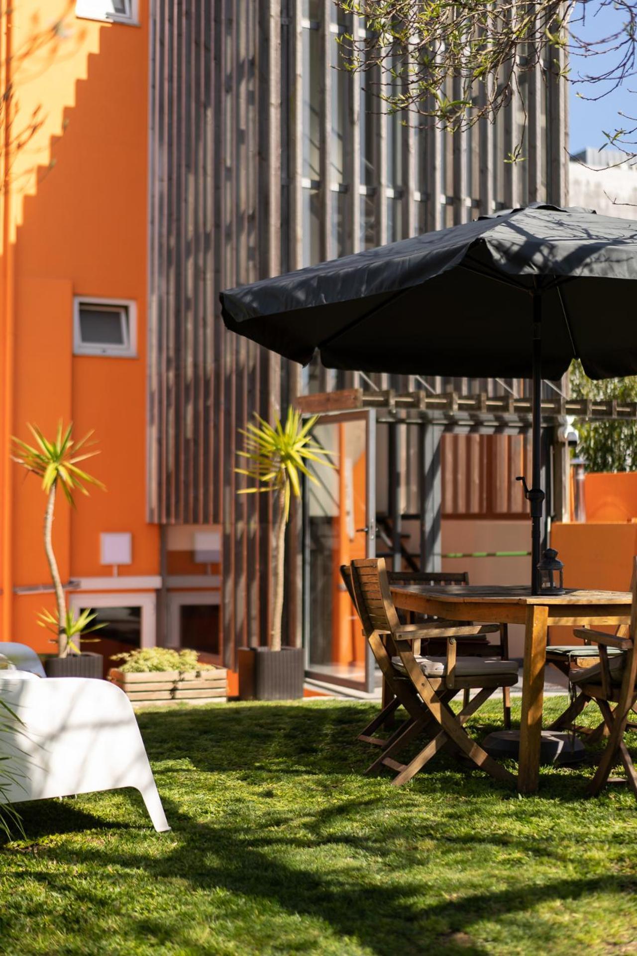 Peach Hostel & Suites Porto Eksteriør bilde